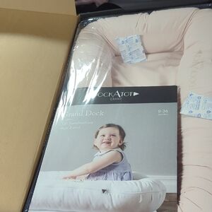 DockATot Grand Dock in Cream